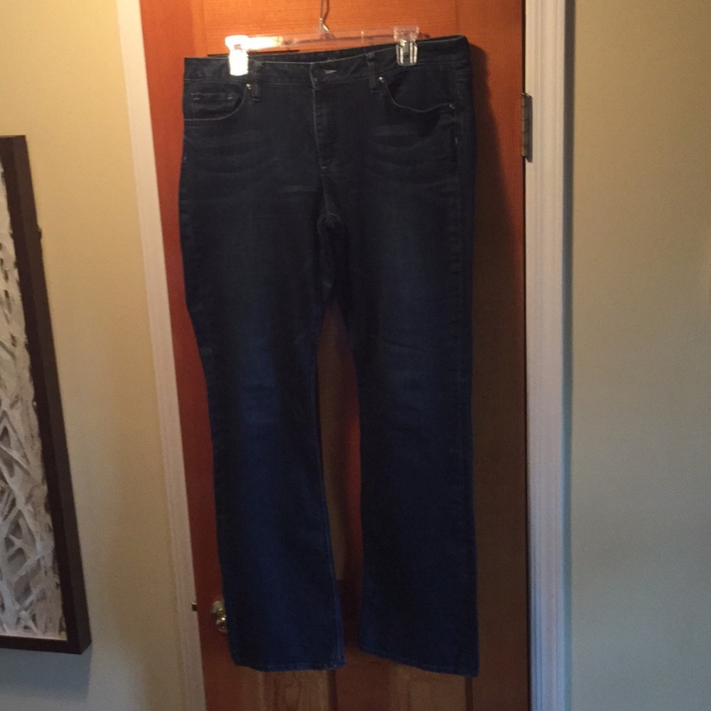 New York & Company Women’s Curvy Boot Cut Jeans